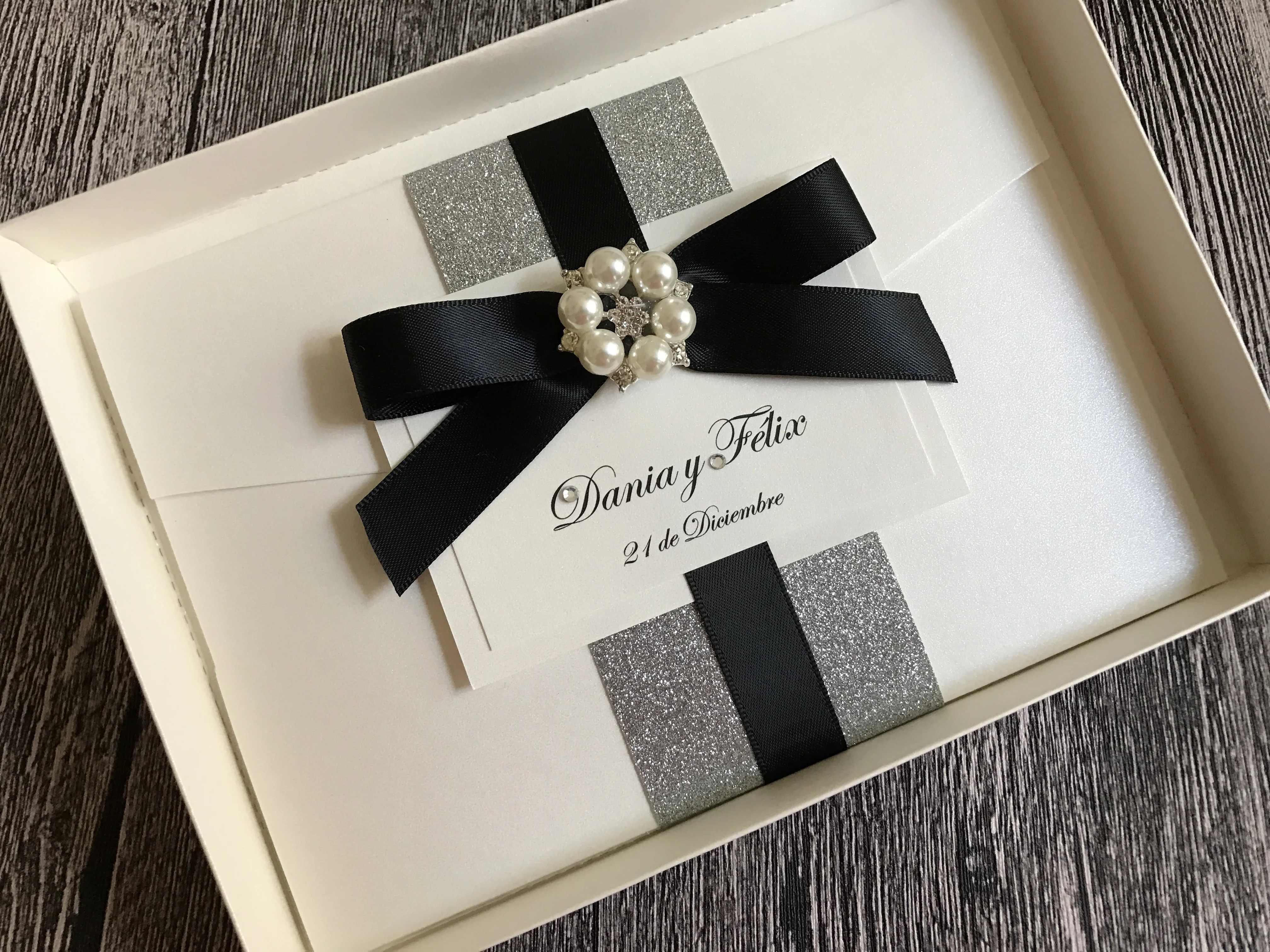 

Boxed Glitter Wedding Invitation with Satin Ribbon and Pearl Silver Rhinestone
