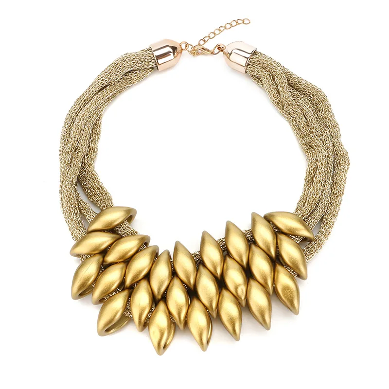 Женщины в ритме уличной моды преувеличенный ожерелье ручной цепи заклепками и