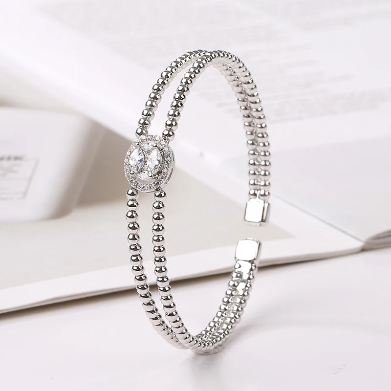 

Round Pendant Beautiful Fashion Bracelets Women Bracelets Copper Beads Bangles Cubic Zirconia Golden Woman Jewelry Gifts