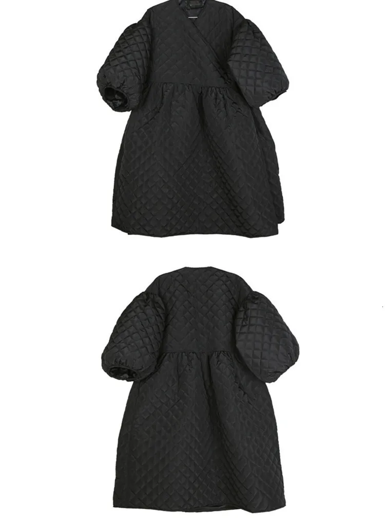 [EAM] черное Бандажное пальто с хлопковой подкладкой и v-образным воротником, свободные женские парки с рукавом-фонариком, модная новинка осень-зима, 1D700