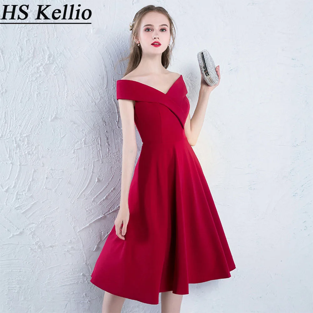 Короткое платье подружки невесты HS Kellio с открытыми плечами бордовая мини-юбка