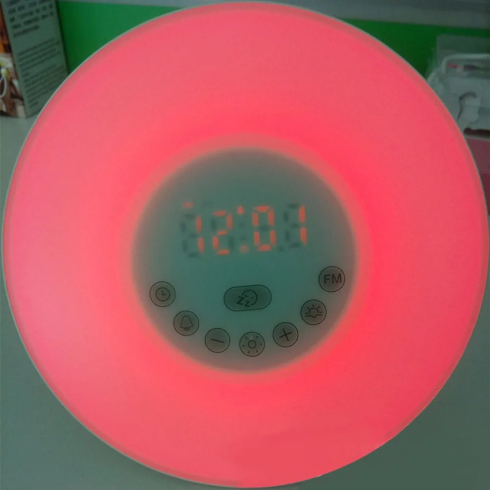 США ЕС Plug Красочные спальня просыпается цифровой будильник новинка RGB Светодиодный светильник с имитацией восхода солнца лампа FM радио
