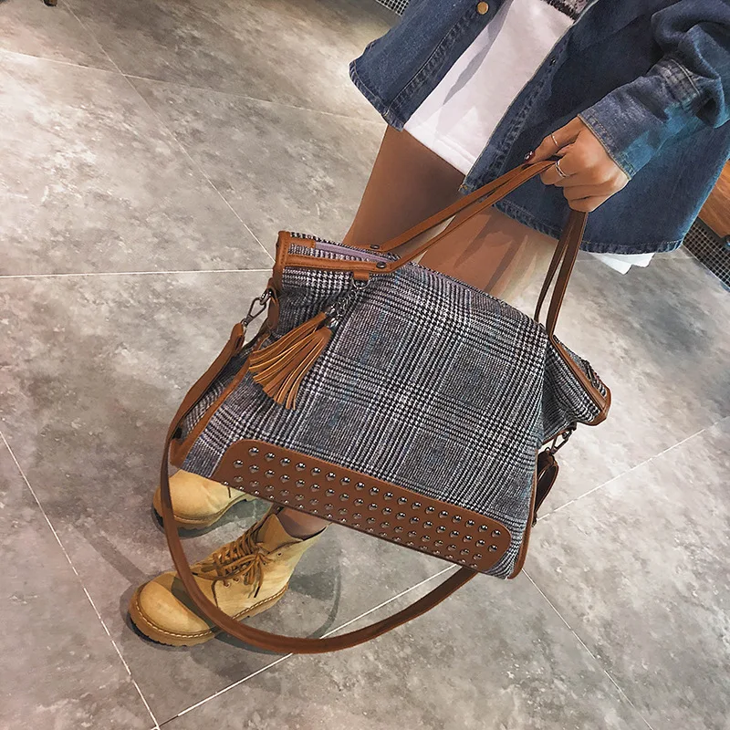 

2019 Korean-style New Style Portable Shoulder Bag Women's Versatile Plaid Shoulder Bag Boston Bag Europe And America Trendy Bag