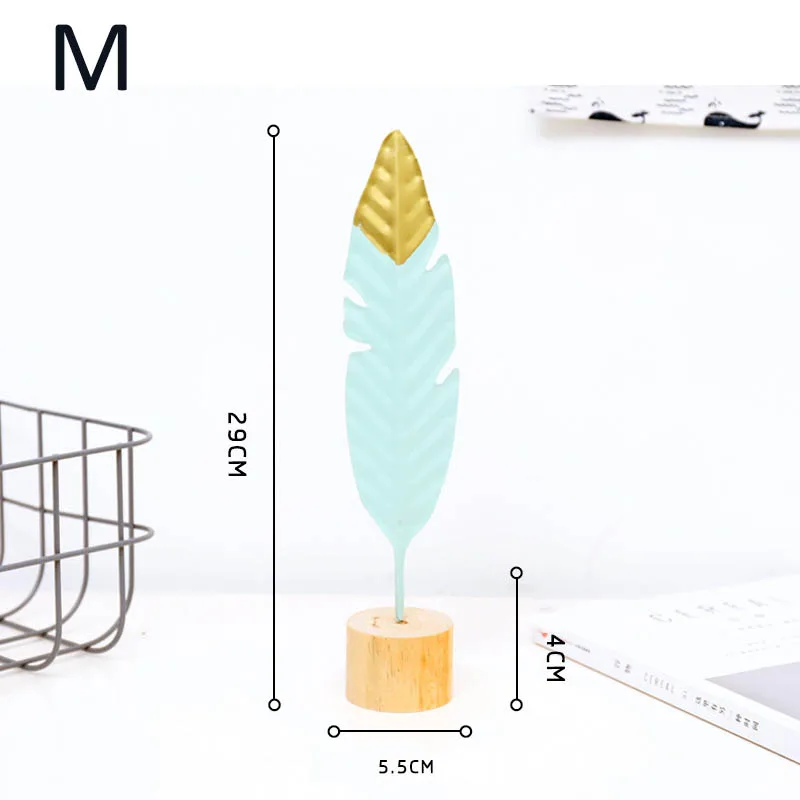 Подарок на день рождения перо статуя стол офисные аксессуары для дома металлические поделки деревянная основа гостиная декорация Кованое железо 1 шт