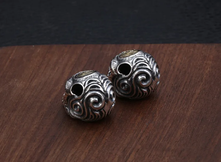 silver-skull-pendant002B