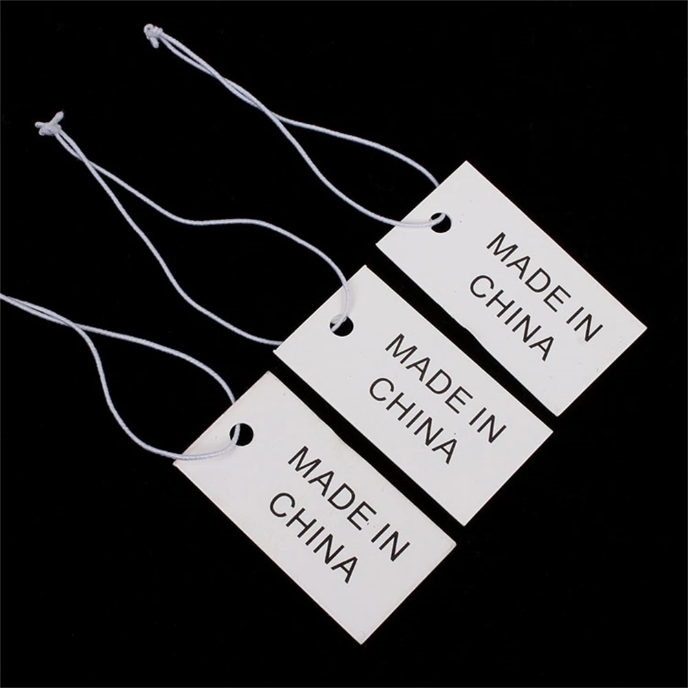 

Hanging Tag Made In China White Clothing Printed Garment Shoes Bags Choth Paper Tag With String