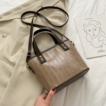 

2020new ladies bag Korean temperament one-shoulder handbag fashion retro crocodile pattern messenger bag high quality female bag