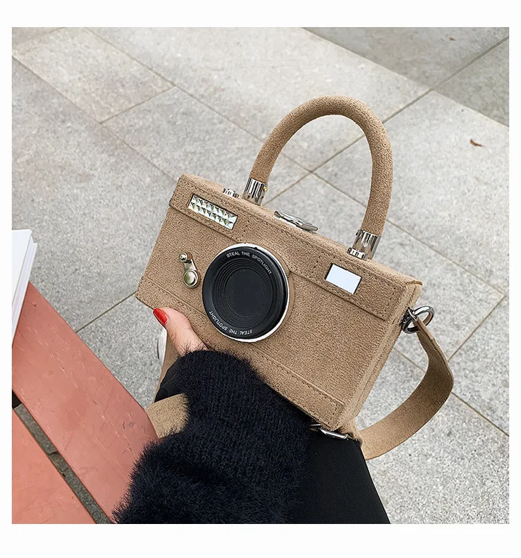 HISUELY 2022 New Women Personalized Fashion Camera Shape Clutch Ladies Casual Mini Crossbody Bag Small Shoulder Bag Purse BG2242