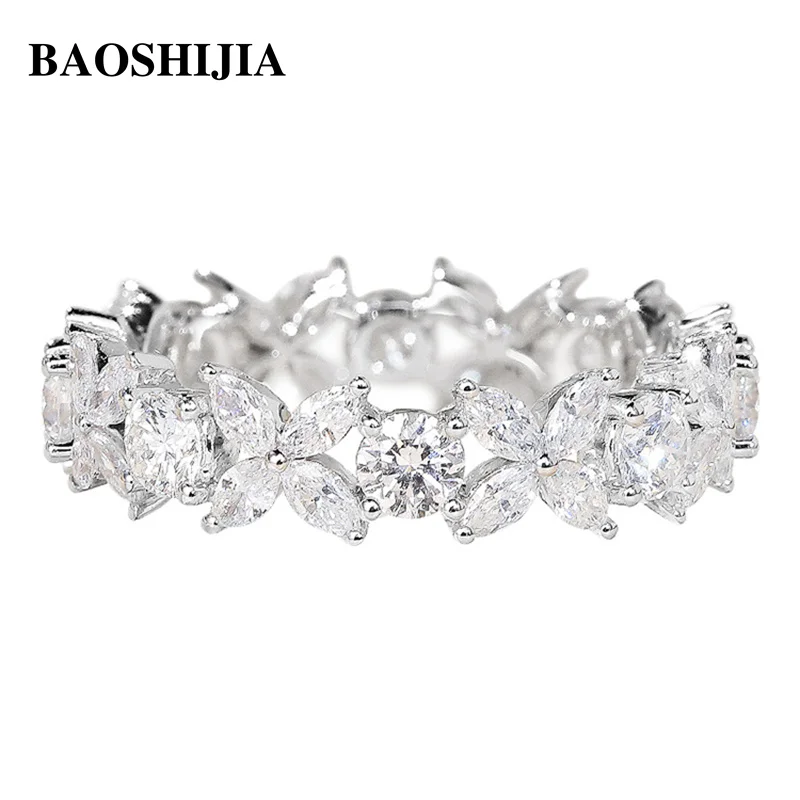 BAOSHIJIA anillo de oro blanco sólido de 18K con trébol de cuatro hojas