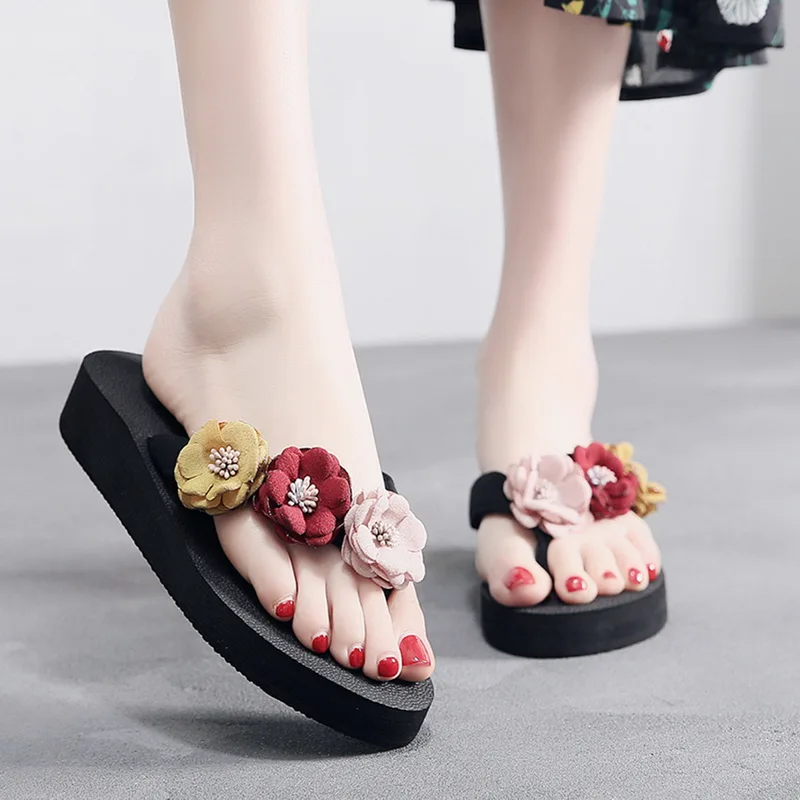 

Fashoin Flower Slippers Summer Woman's Flip-Flops With White Diamond Rhinestones Slippers Women Sandals Summer Shoes 2020