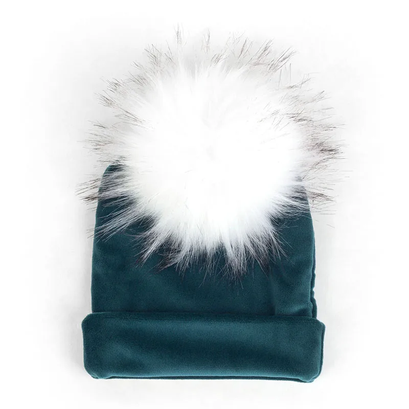 Geebro Newborn Baby Velvet Soft Thicken Beanies With Pom Pom Faux Fur Hairball Toddler Winter Warm Ear Hats Solid Color DK944 - Цвет: Dark Green21