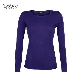 

Round neck pullover soft