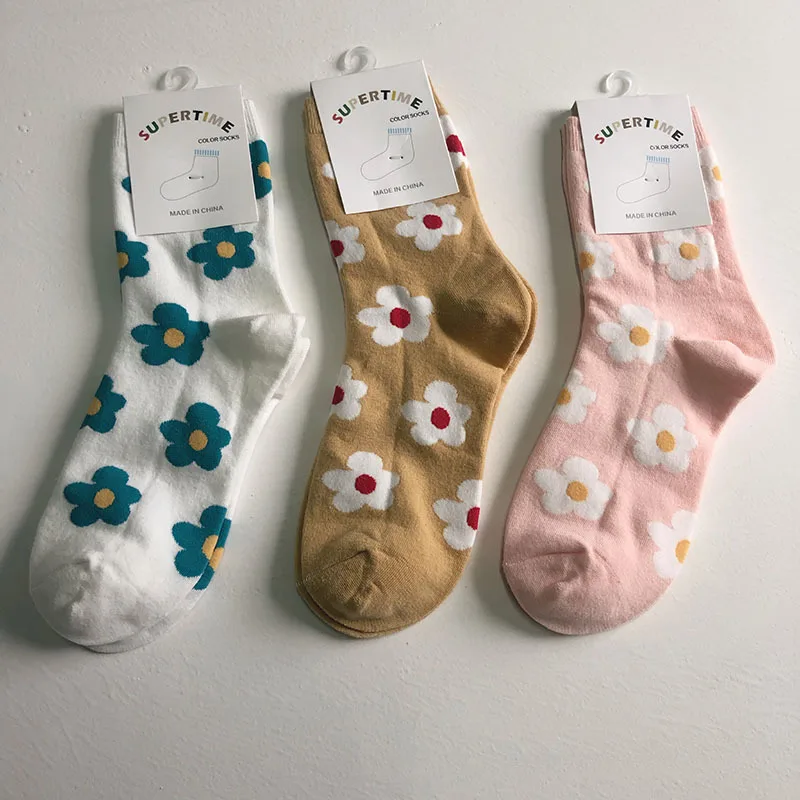 Милые Креативные розовые носки в Корейском стиле с цветочным принтом для девочек; элегантные женские хлопковые уличные забавные носки в японском стиле