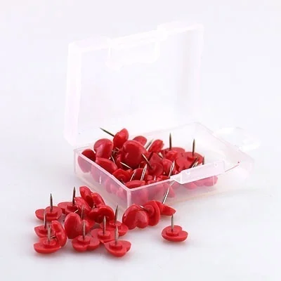 Форма сердца, 50 шт., пластиковая качественная пробковая доска, безопасные цветные нажимные шпильки для большого пальца, аксессуары для офиса и школы, принадлежности - Цвет: Красный