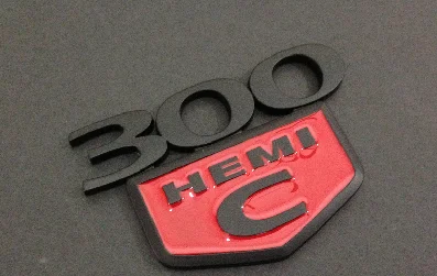1 шт. 300C HEMI эмблема на багажник Decklid для Chrysler 300 C HEMI 2005 2006 2007 2008 2009 2010-(хром черный