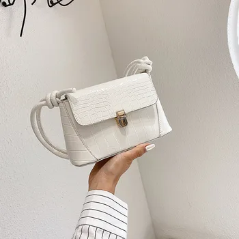 

Bag female 2020 spring and summer new net red fashion crocodile pattern shoulder portable small square bag texture armpit bag