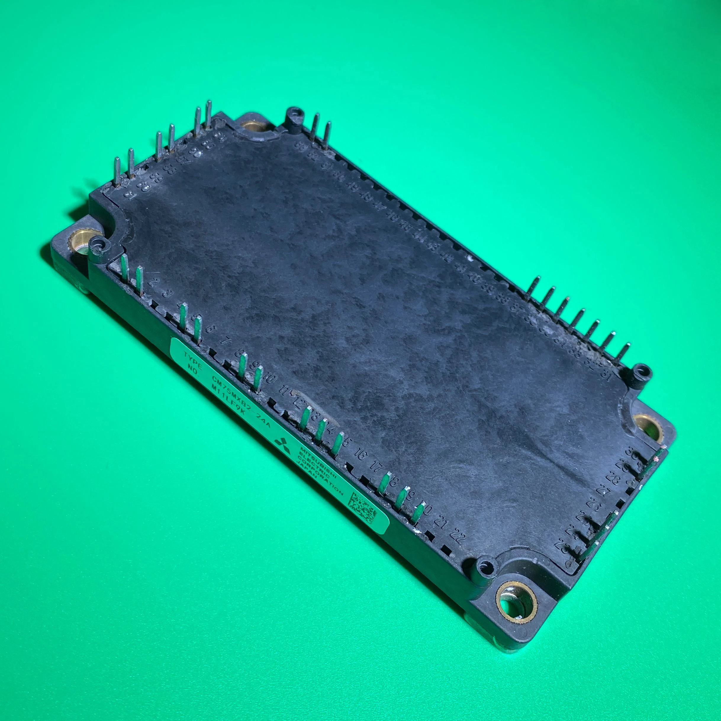 CM75MXB2-24A IGBT CM75MXB2-24 A MODULES HIGH POWER SWITCHING USE 75A 1200V CM75MXB224A CM75MXB 2-24A CM75 MXB2-24A CM 75MXB2-24A | Лампы и