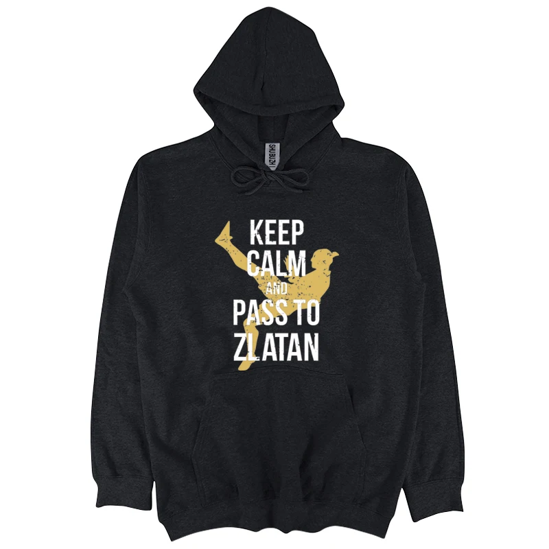 С надписью Keep Calm And переходит к Златан футбол вдохновил дизайн для мужчин Мужская