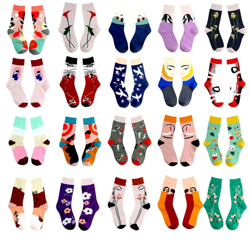 Четыре пары взрослых носков; модерн