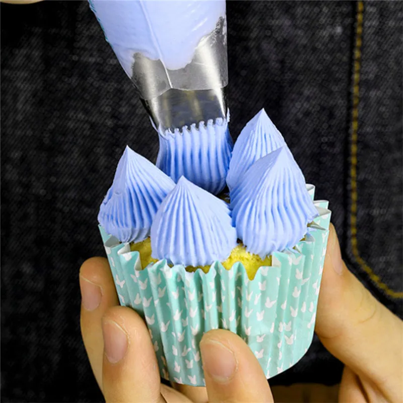 Cupcake Swirl Best Decorating Tip For Cupcakes Luxe Cupcake Piping