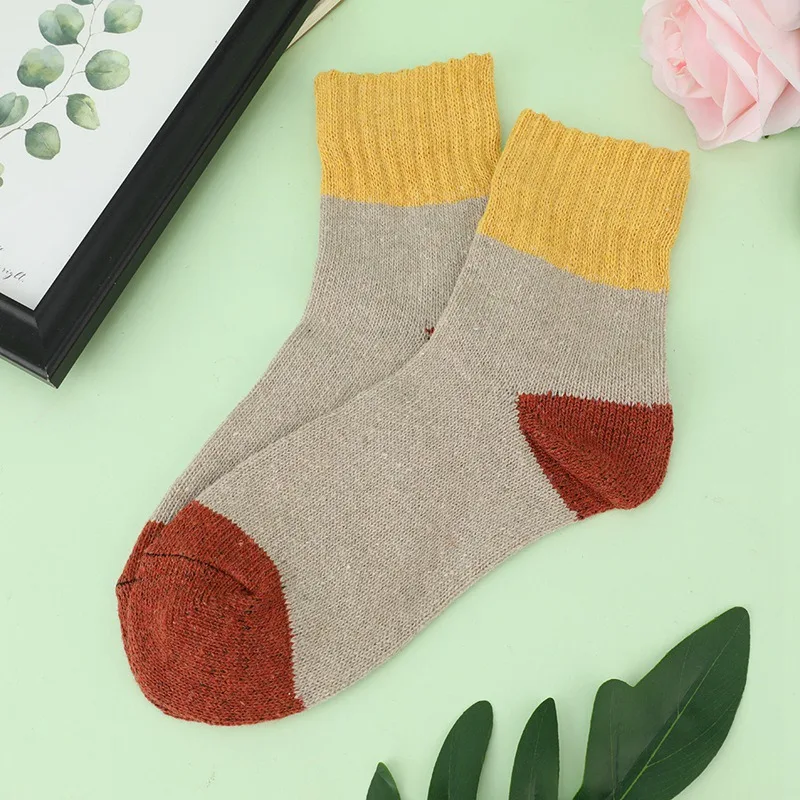 5 Pairs Women Warm Socks Lady Thick Winter Socks Warm Soft Solid Casual Sport