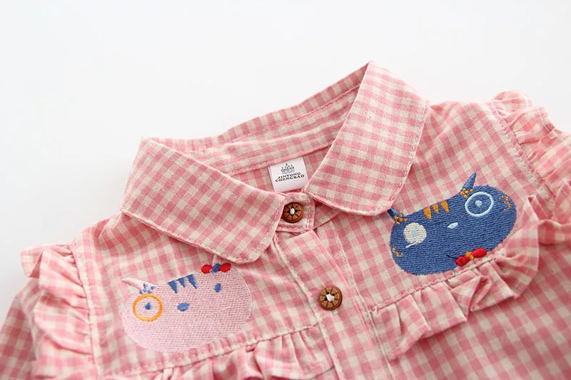 Детская одежда для девочек; сезон весна-осень; рубашка из чистого хлопка с отложным воротником в клетку с вышитым рисунком кота; детская рубашка с длинными рукавами для девочек