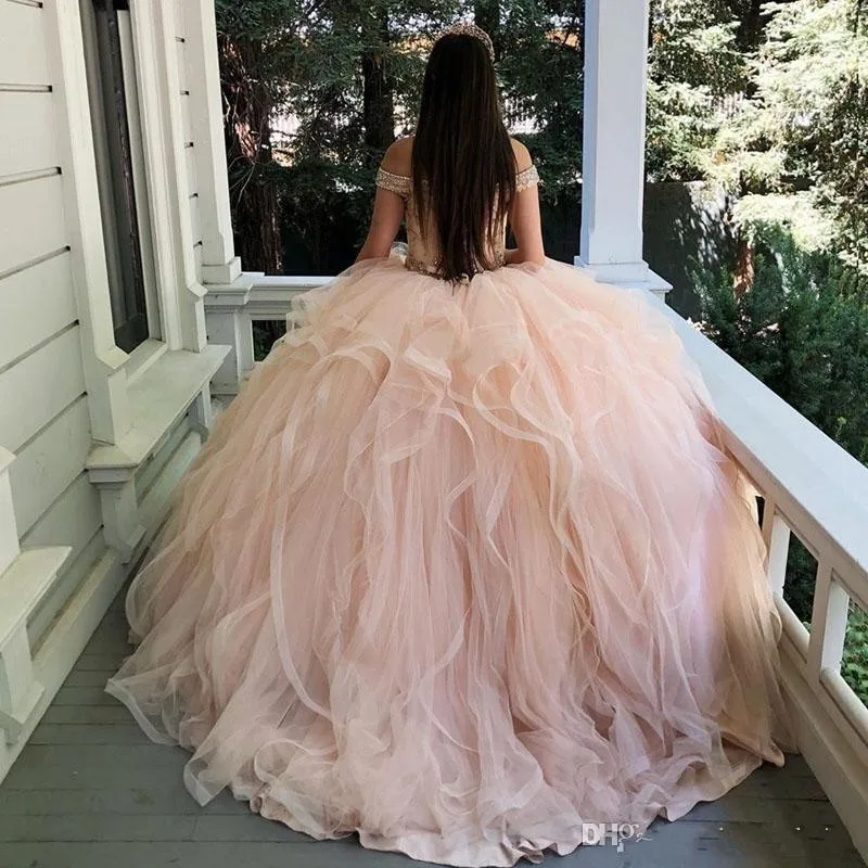 Angelsbridep Organza Ball Gown Quinceanera Dresses Luxury Off Shoulder Sparkly Crystals Sweet 16 Dresses Vestido 15 Anos