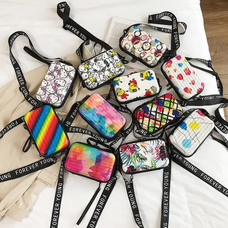 

Children's Hard Shell Crossbody Bag Fashion Mini Suitcase Shape Textured Shoulder Bag Mobile Phone Bag