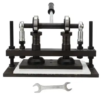 

Manual Leather Cutting Machine Black PVC / EVA Sheet Sampling Machines 26 x 13cm 1.5t Leather Cutting Tools