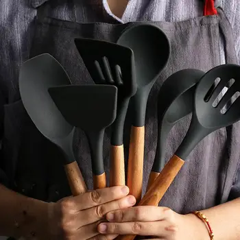 

Newest Silicone Kitchen Tools Cooking Set Soup Spoon Spatula Non-stick Shovel with Wooden Handle Special Heat-resistant Design