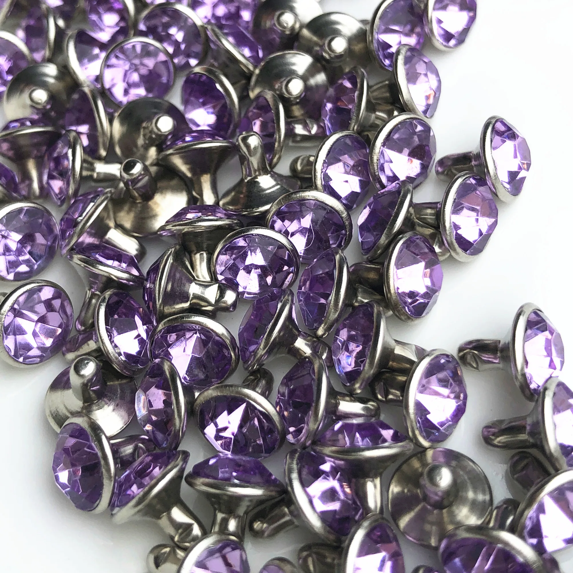 Новые 100 наборы 8 мм акриловые светло-фиолетовые кристаллы заклепки из горного хрусталя быстрого серебряного гвоздя пятна синие шпильки DIY