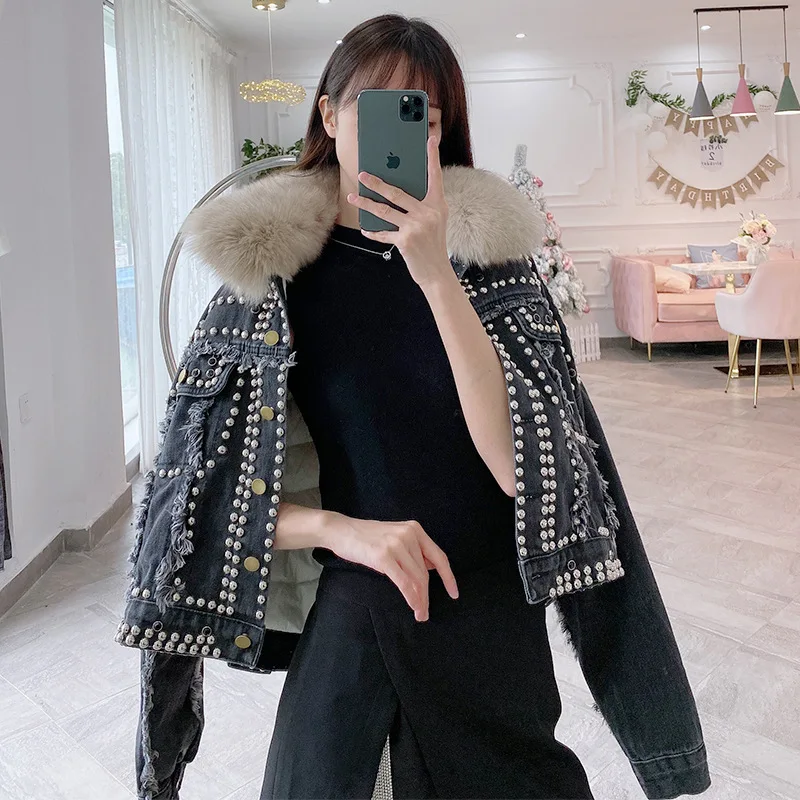 

2020 New short denim down jacket for women with detachable Inner liner over fox real fur collar rivet coat