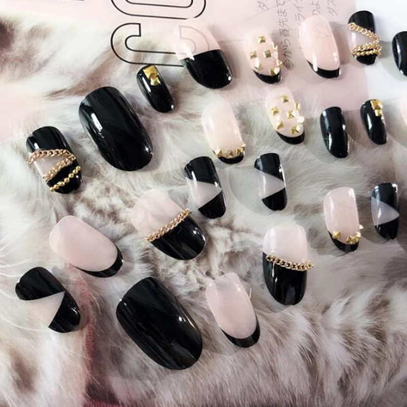 

24pcs/set Full Cover False Nail Art Tips Manicure Tip Striking Fashion Short Nail Tips Fake Nails Art Tips False Nails With Glue