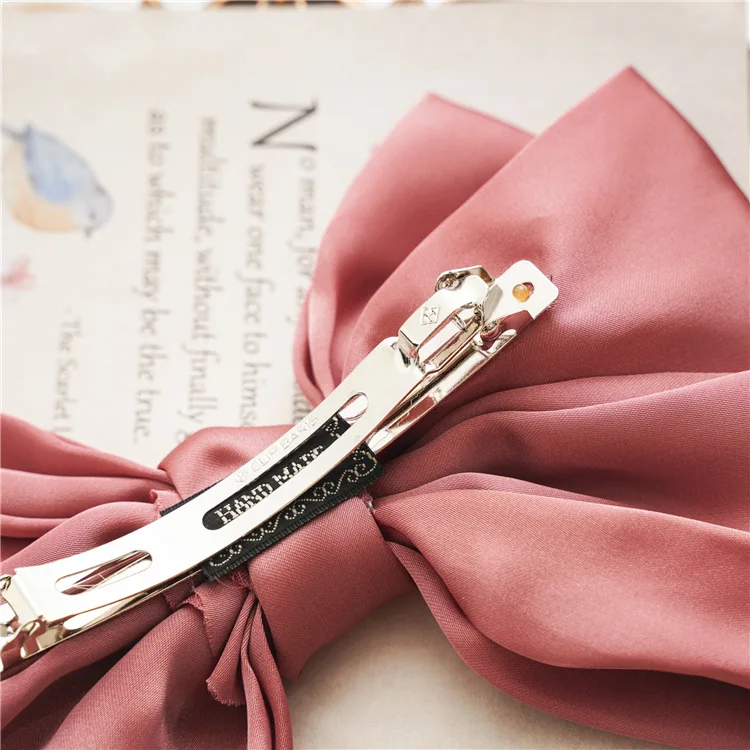 2021 Fashion Barrette Bow Silk Like Satin Hairpin For Woman Super Large Three Layers Bow Back Head Clip Girls Hair Accessories hair band for ladies