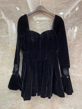 

2020 Early Autumn New Women's Back Perspective Stitching Beaded Chain Decorative Speakers Long Sleeve Velvet Dress 810