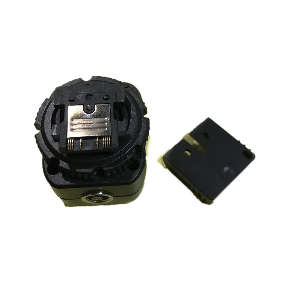 Adaptateur De Griffe Porte-accessoires, Support De Griffe Porte-accessoires Avec Port De Connexion De Synchronisation PC TF-334 En Plastique Pour Flash D'appareil Photo A73