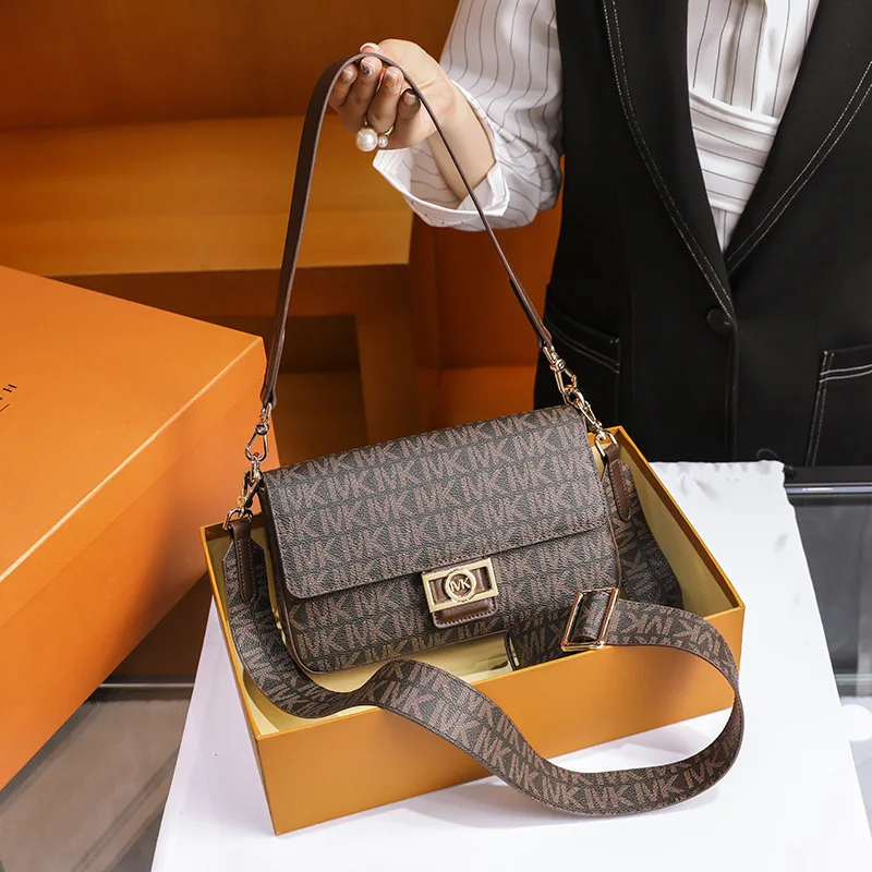 

Khamezoa 2021 Armpit bag high sense autumn and winter small crowd method stick women bag single shoulder Crossbody new fashion