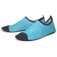 Новинка; водонепроницаемая обувь для мужчин; Aqua Barefoot; пляжные кроссовки; Спортивные Тапочки; дышащие сандалии для женщин; носки для дайвинга; коллекция года
