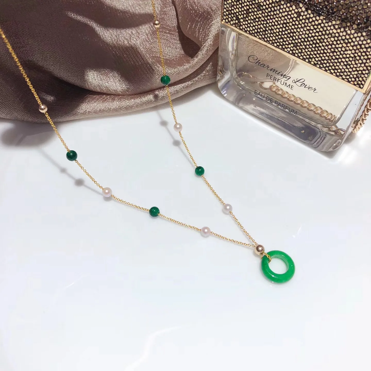 

Butterfly Home Qrdz7b4bjf 14k zhu jin 4-4. 5mm Natural Color Akoya Sea Pearls round Glare Nearly Flawless