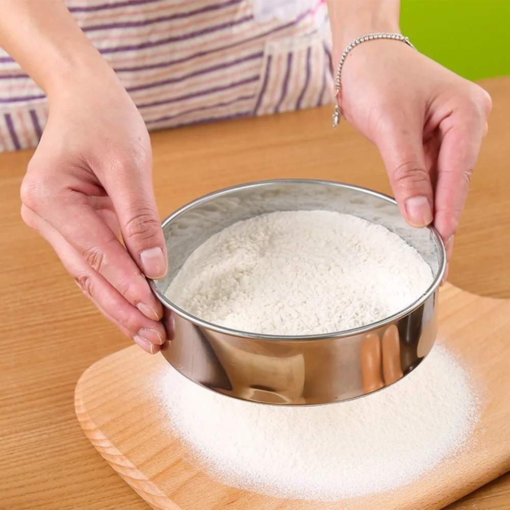 Round Flour Mesh Sifter Handheld Sifting Sieve Icing Sugar Shaker Strainer Sieve Stainless Steel Baking Tools for Kitchen