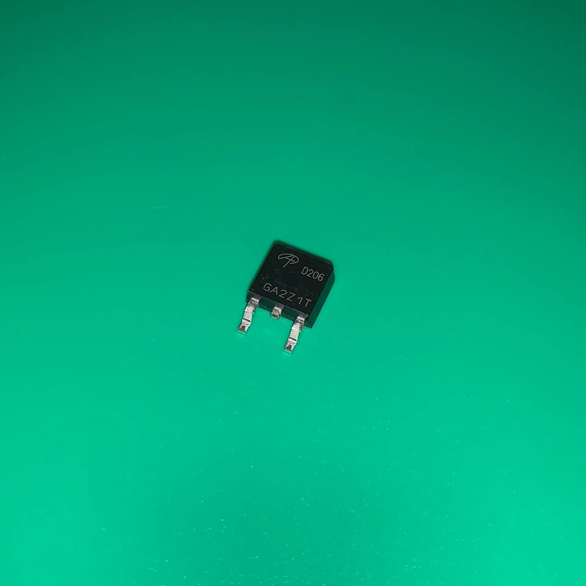 500 шт./лот AOD206 TO-252 AO D206 MOSFET N-CH 30В 18А TO252 AOD-206 30-в n-канальный AlphaMOS | Лампы и освещение