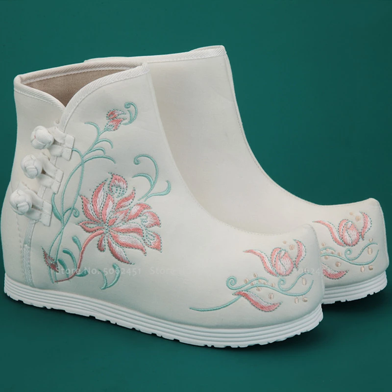 Женские ботинки в традиционном китайском стиле Hangfu парусиновая обувь с цветочной вышивкой винтажные Свадебные танцевальные костюмы в стиле «Старый Пекин» в восточном стиле - Цвет: White single boots