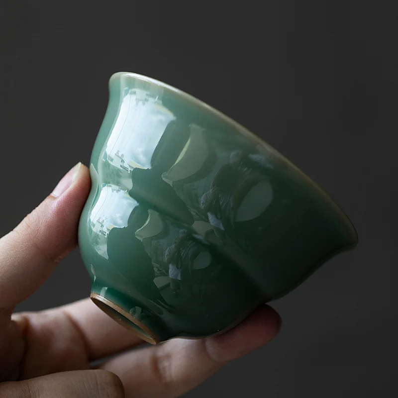 125ml Yue Kiln Celadon Tea Tureen Handmade Gourd Shape Ceramic China Tea Maker Gaiwan Japanese Bowl With Lid Kung Fu Teaware