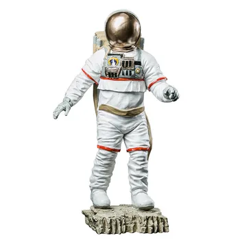 

Europe Modern Minimalist Porch Decor Astronaut Model Resin Ornaments Home Decoration Accessories Handicrafts Spave Man Figurine