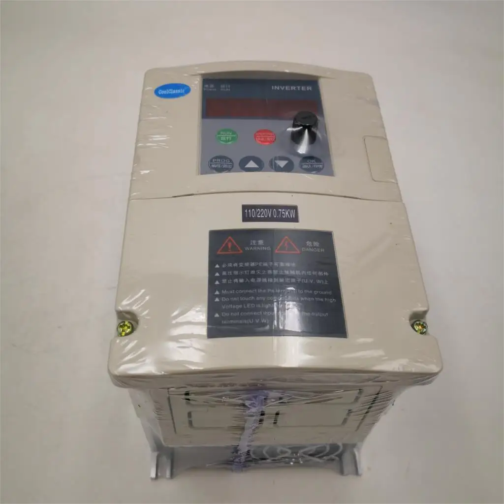 Инвертор VFD ZW-S1-2T 110 кВт/220 кВт однофазный в/в вход и для трехфазного двигателя с кабелем 2 м и внешней панелью - Цвет: 0.75KW 110V-220V
