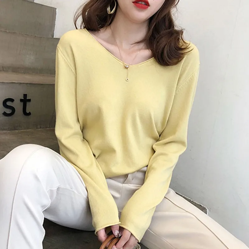 

Women V-neck Slim T-shirts Casual Long Sleeve T-shirt Female Autumn Base Tops Tee One Size Soild Color NEW