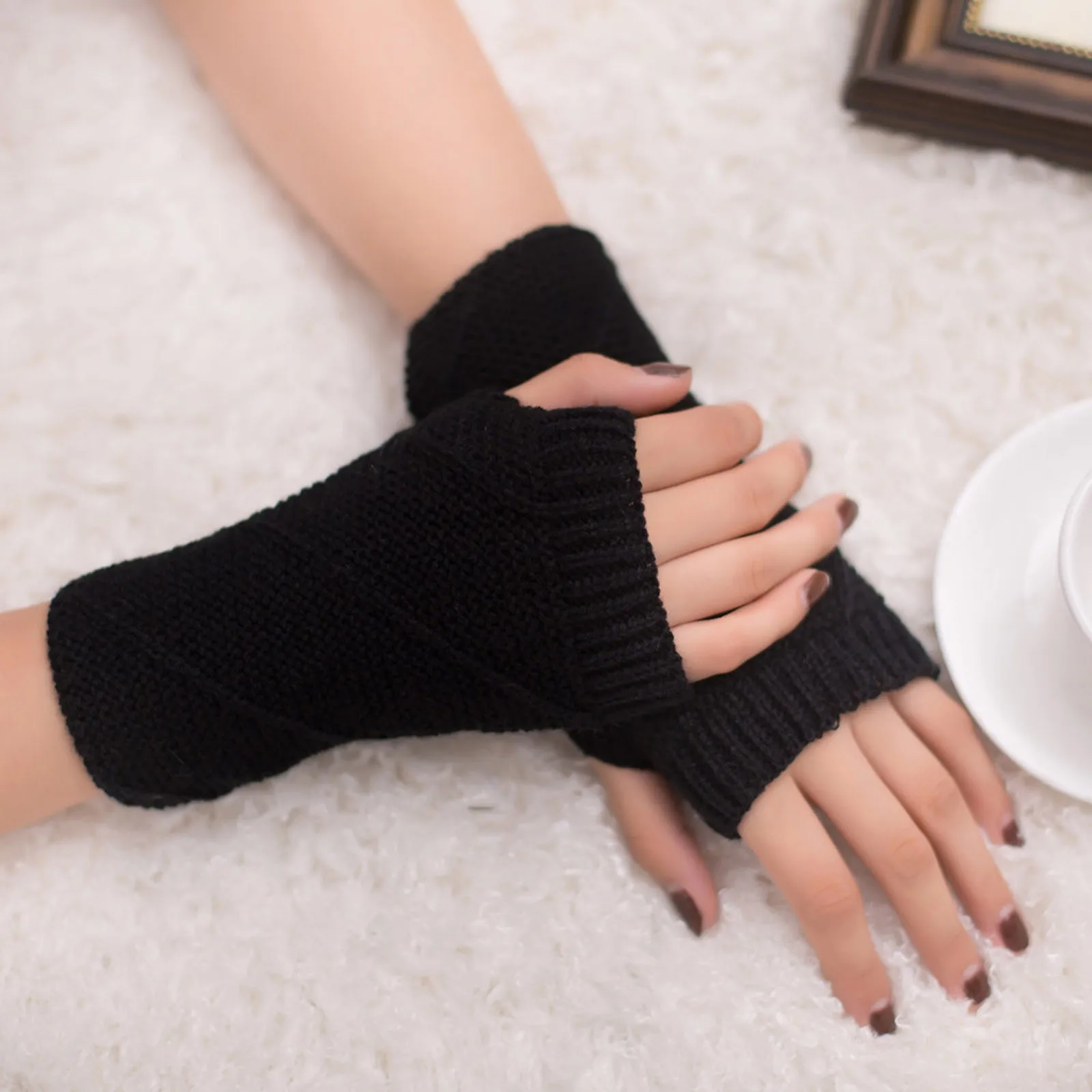 

Women Girl Knitted Arm Fingerless Keep Warm Winter Gloves Soft Warm Mitten