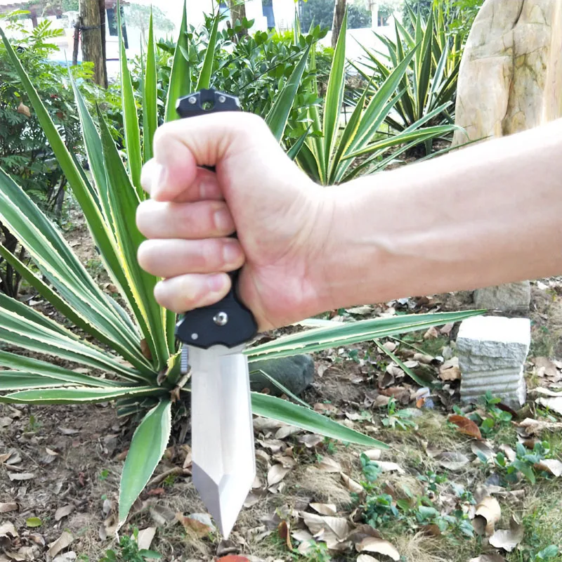 12448446764_1978071969