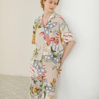 

Floral Butterfly Print Elegant Women Pajamas Summer Short Sleeve+Shorts Loose Pajama Set Cotton Home Clothes Pijamas Feminino