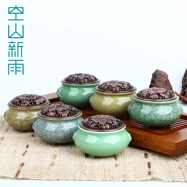 

Empty Mountain Xinyu Longquan Celadon Geware Ice Crack Vintage Copper Covered Small Censer Ceramic Joss-stick Incense Coil "Ince
